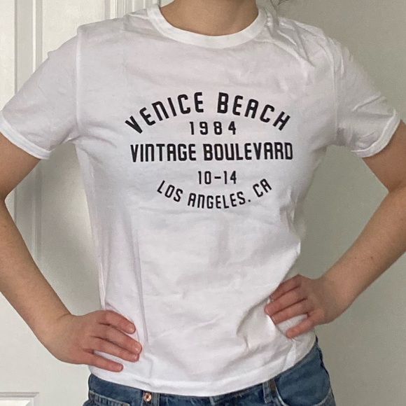 White Cropped Graphic Tee - Picture 2 of 3